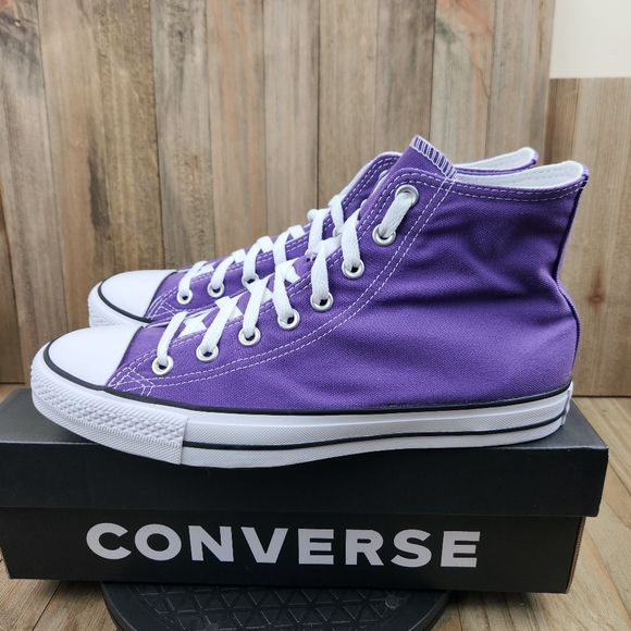 Mens Converse CT Hi Chuck Taylor Electric Purple Canvas High Top Shoes - Picture 2 of 8